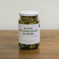 Olivas en chimichurri de muña