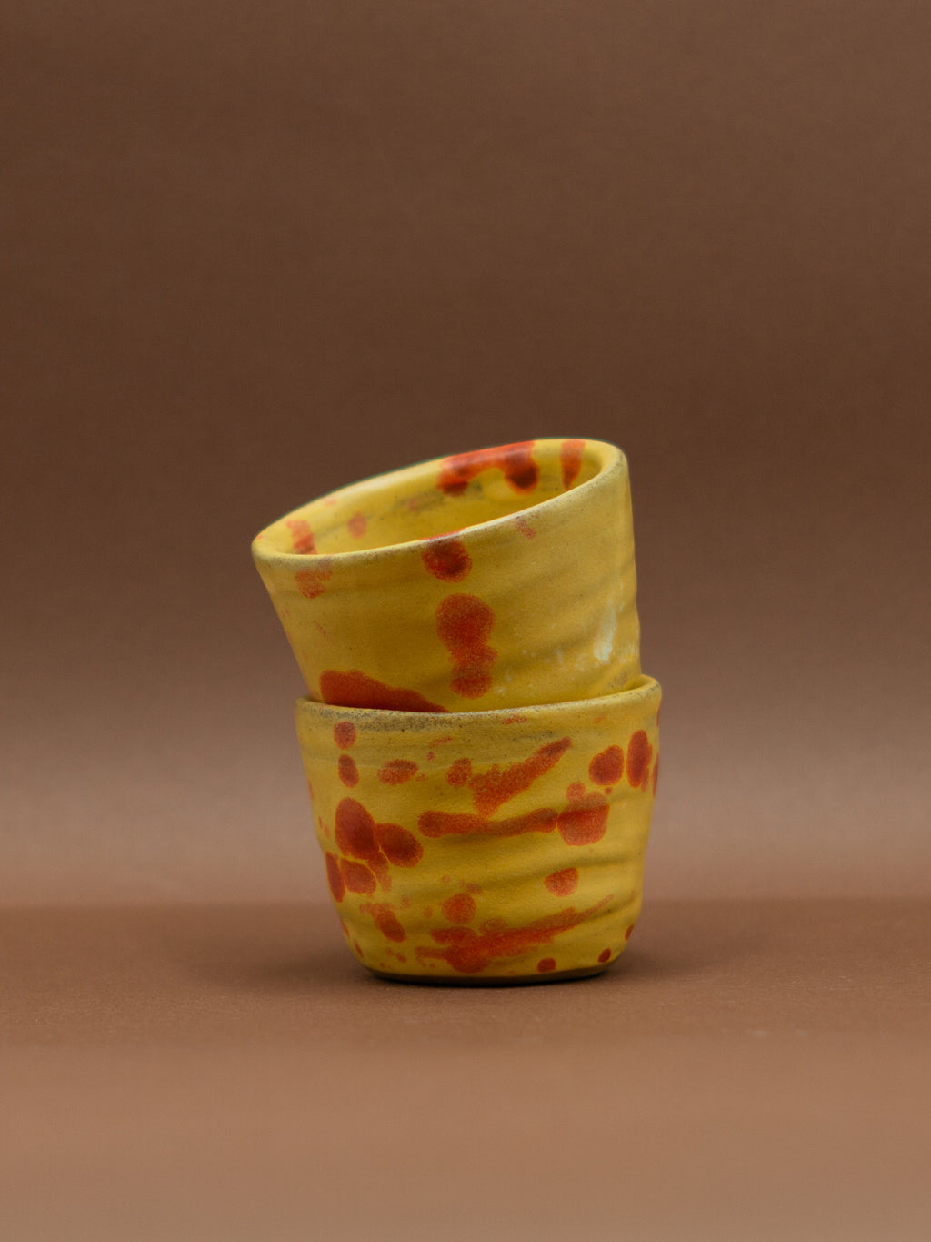 taza espresso amarilla pajaro loco